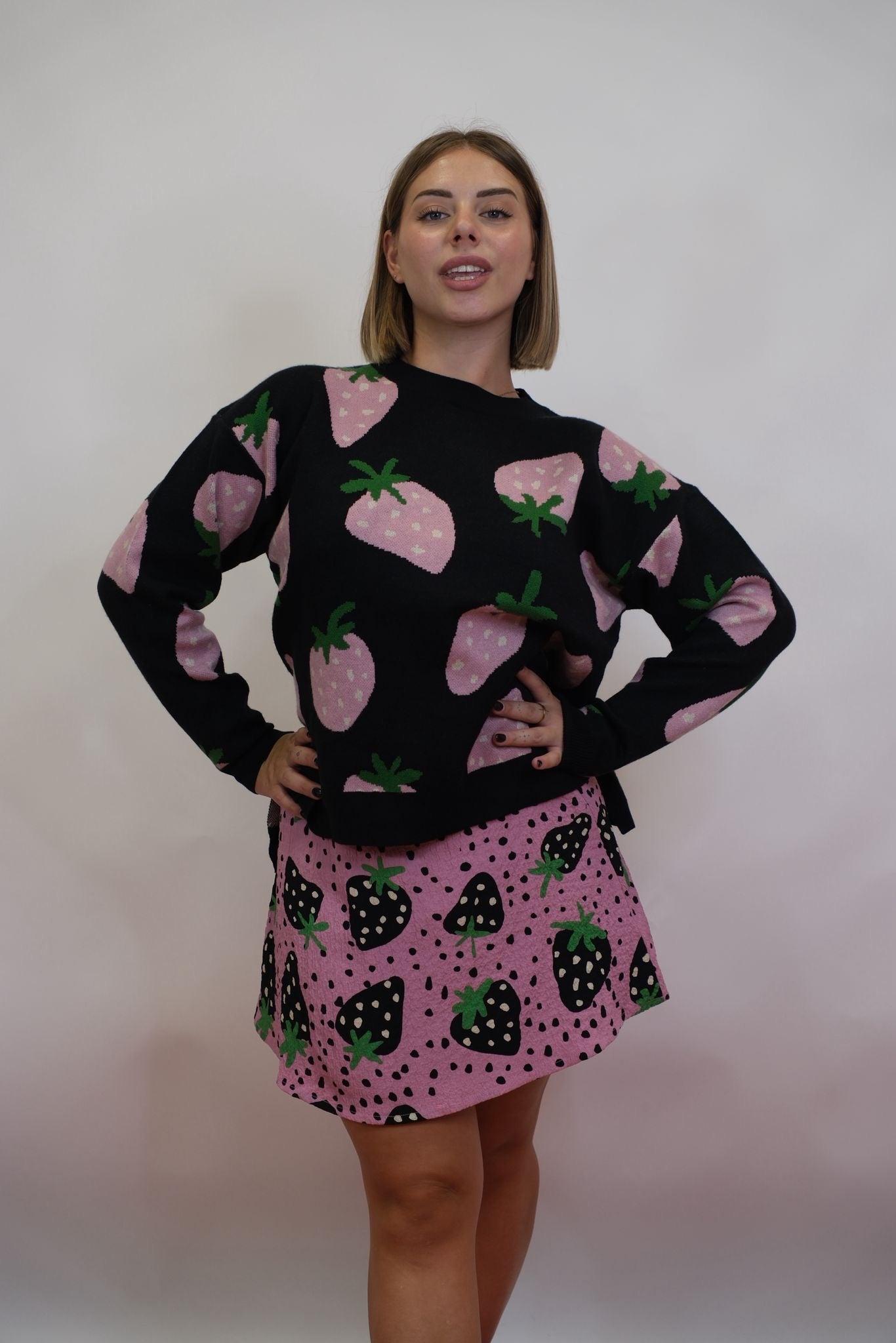 Maglia fantasia fragole - NERO