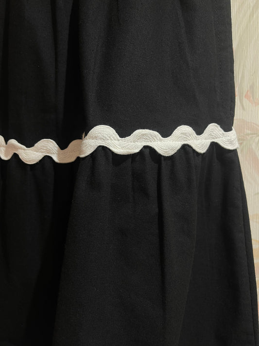 Gonnellone a balze ricamo - NERO