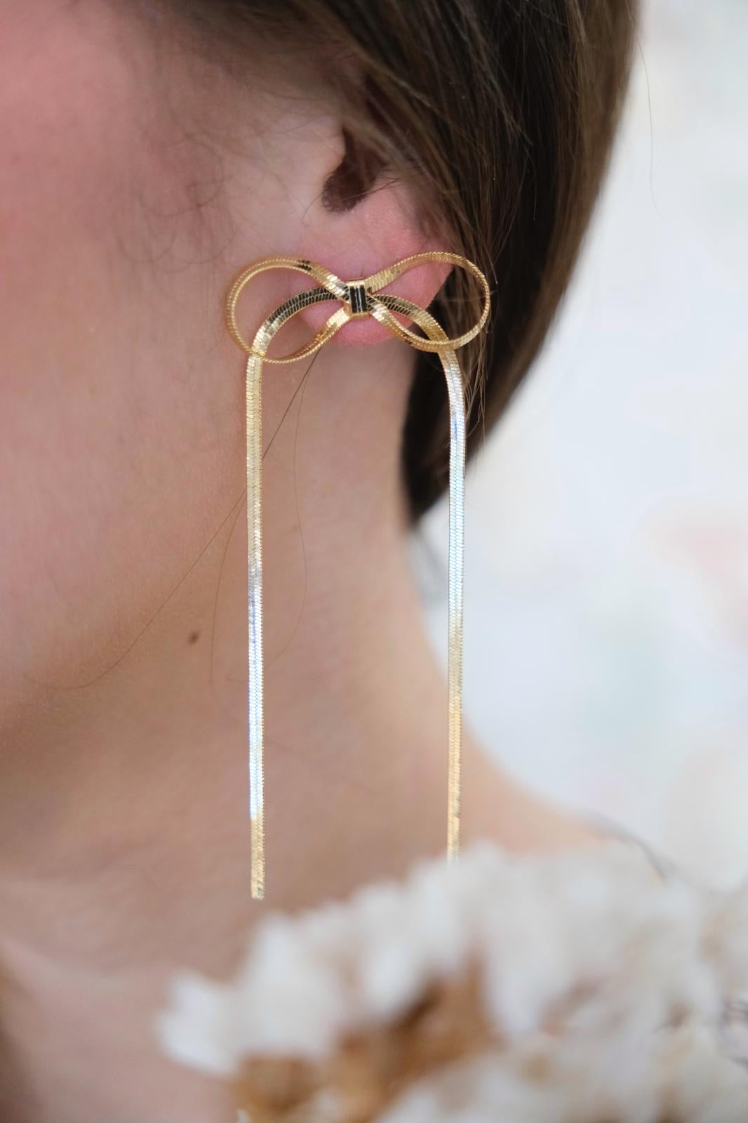 Orecchino Pendente Fiocco - ORO