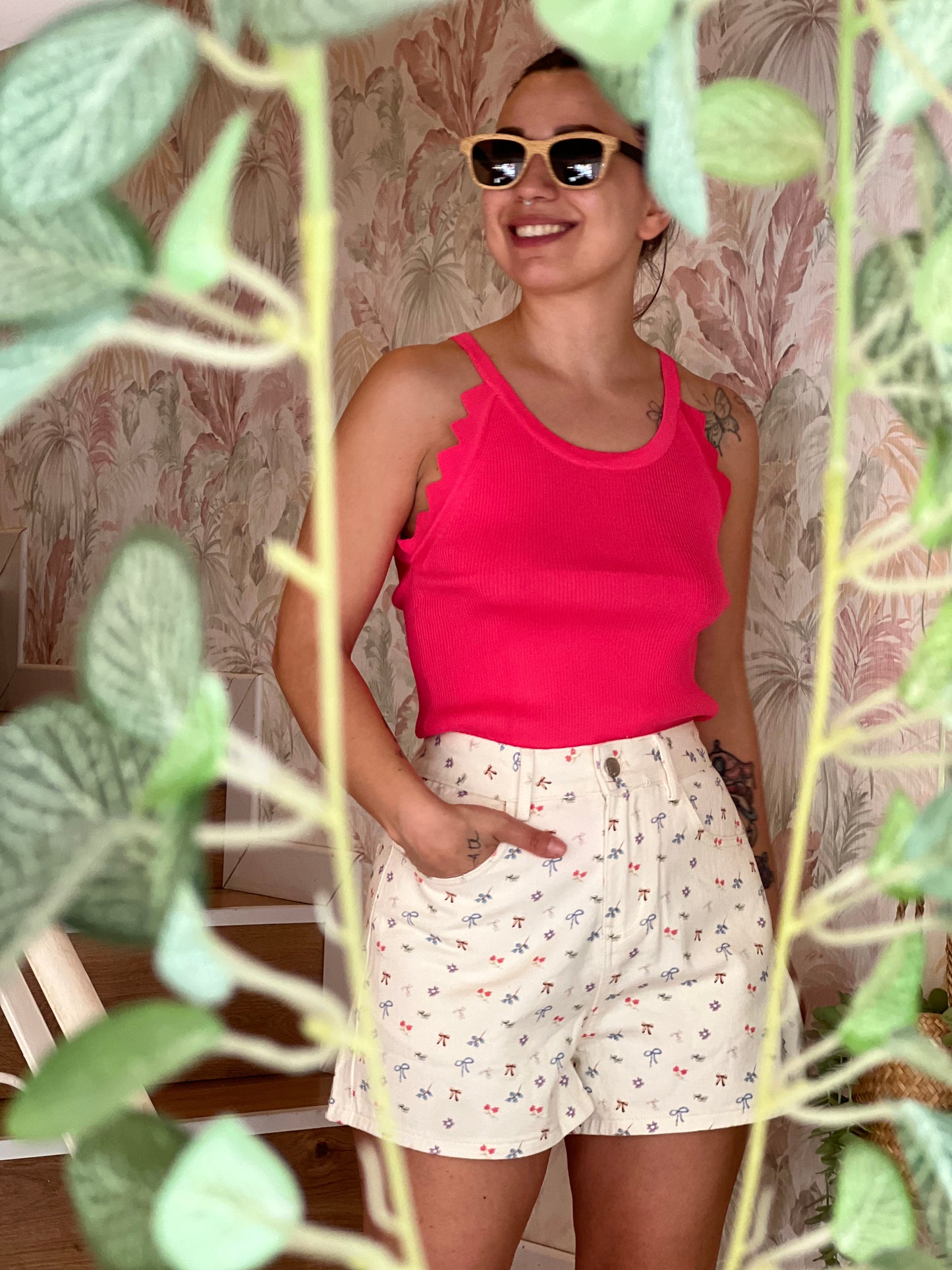 Shorts con Stampa Fiocchetti - BEIGE