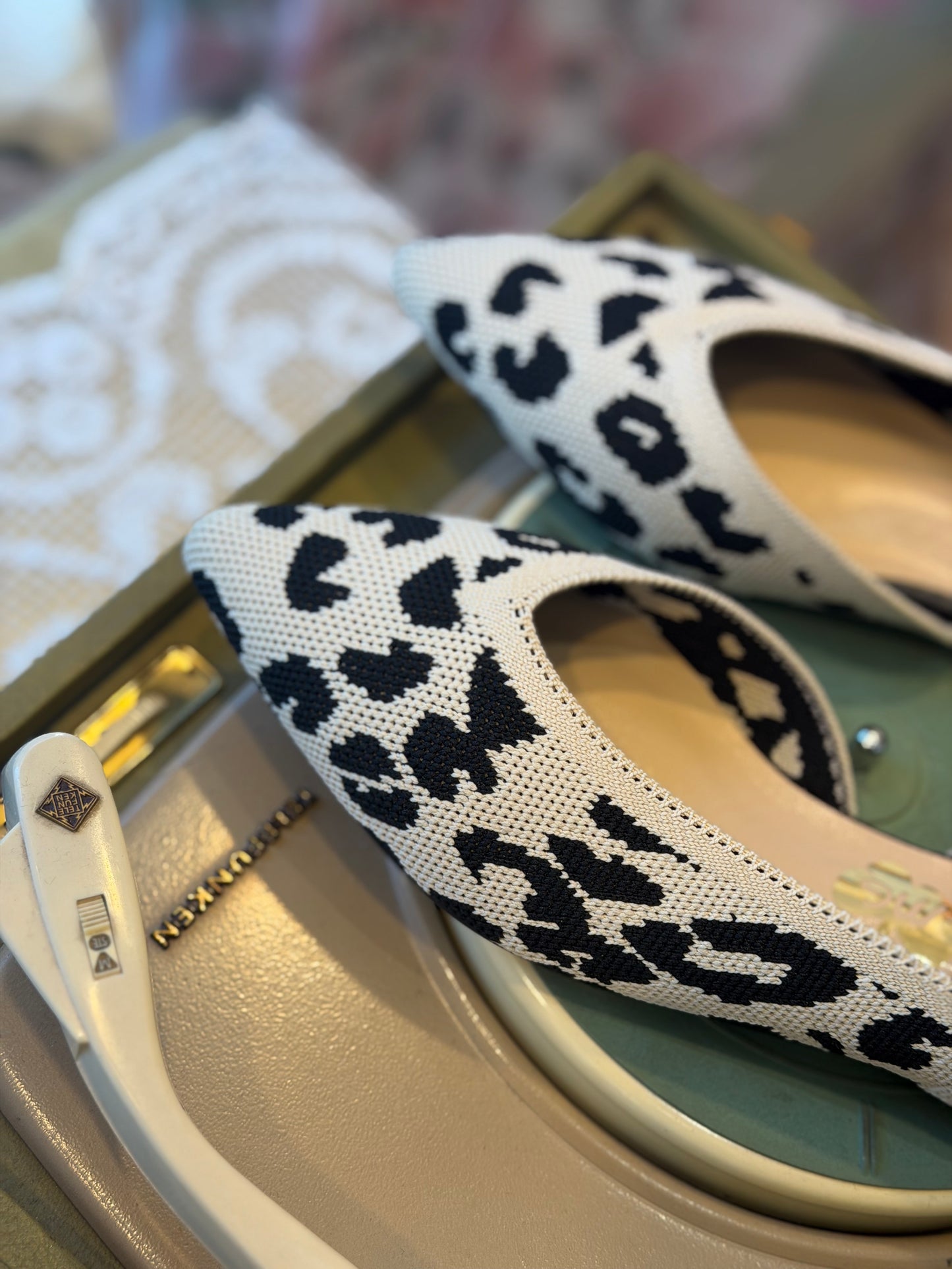 Ballerina leopardata - BEIGE