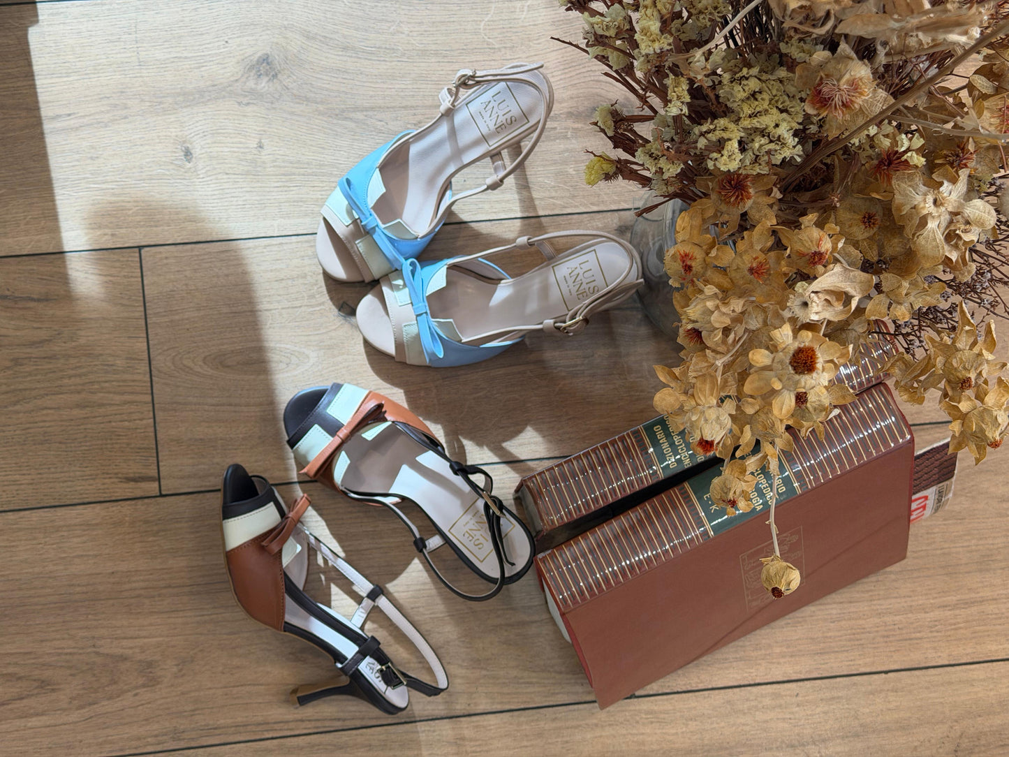 Sandalo modello chanel con fiocchetto - CIELO
