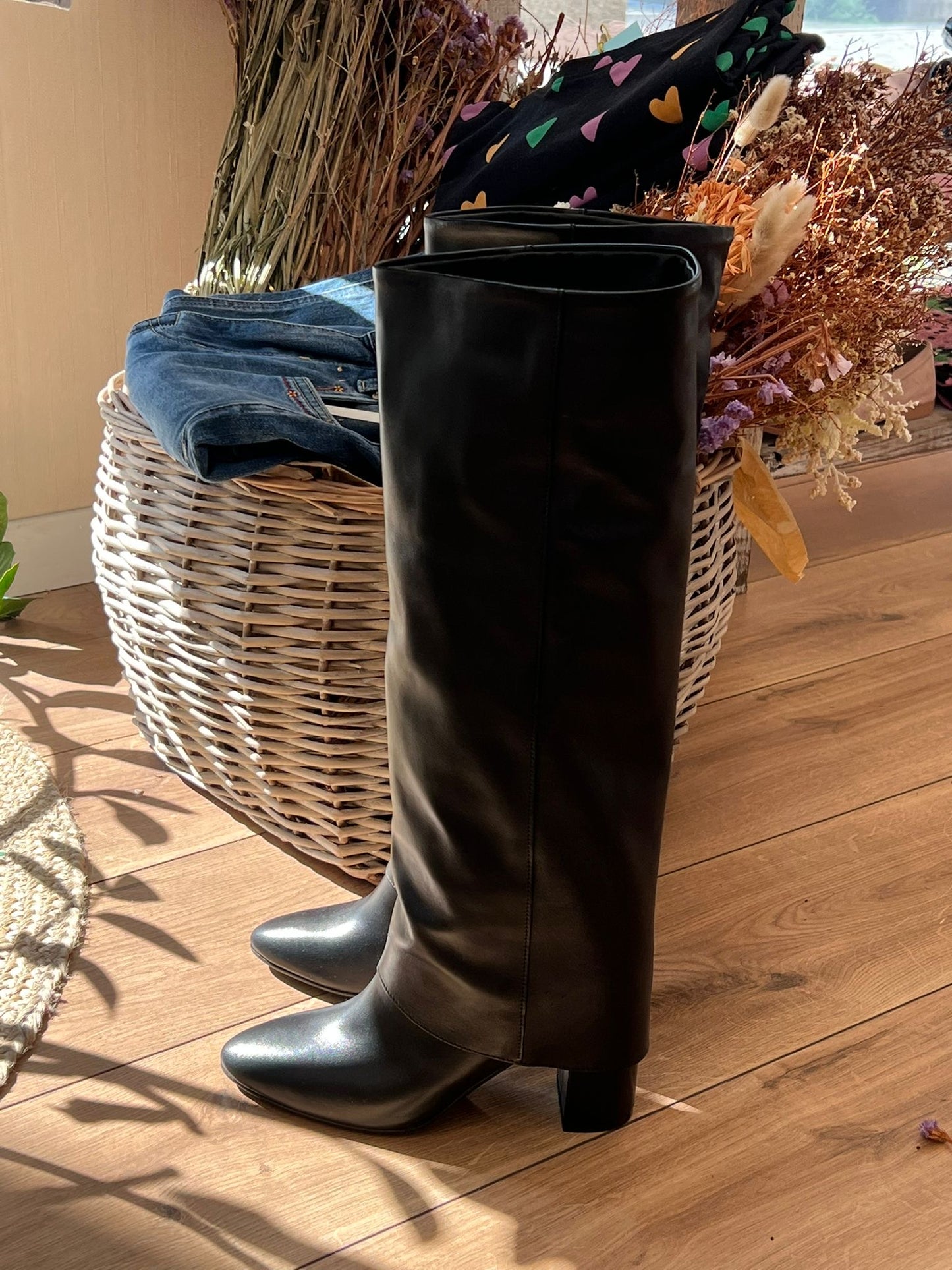 Stivali Maya in vera pelle - NERO
