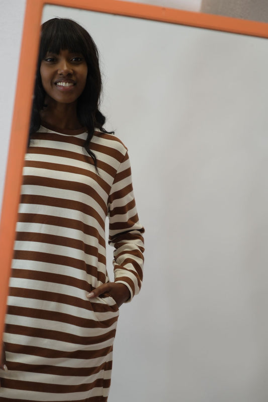 Abito fantasia righe - MARRONE