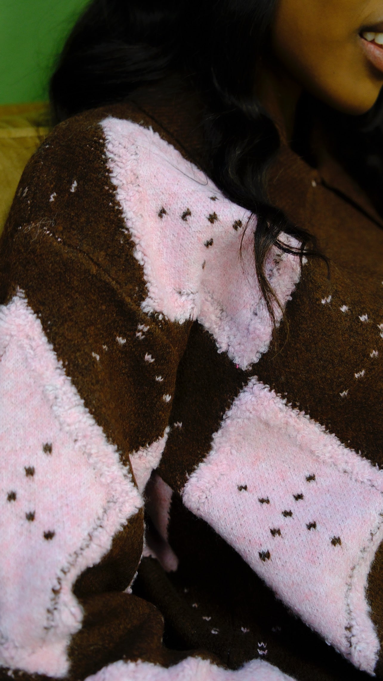 Maglione bicolore colletto fantasia rombi - MARRONE