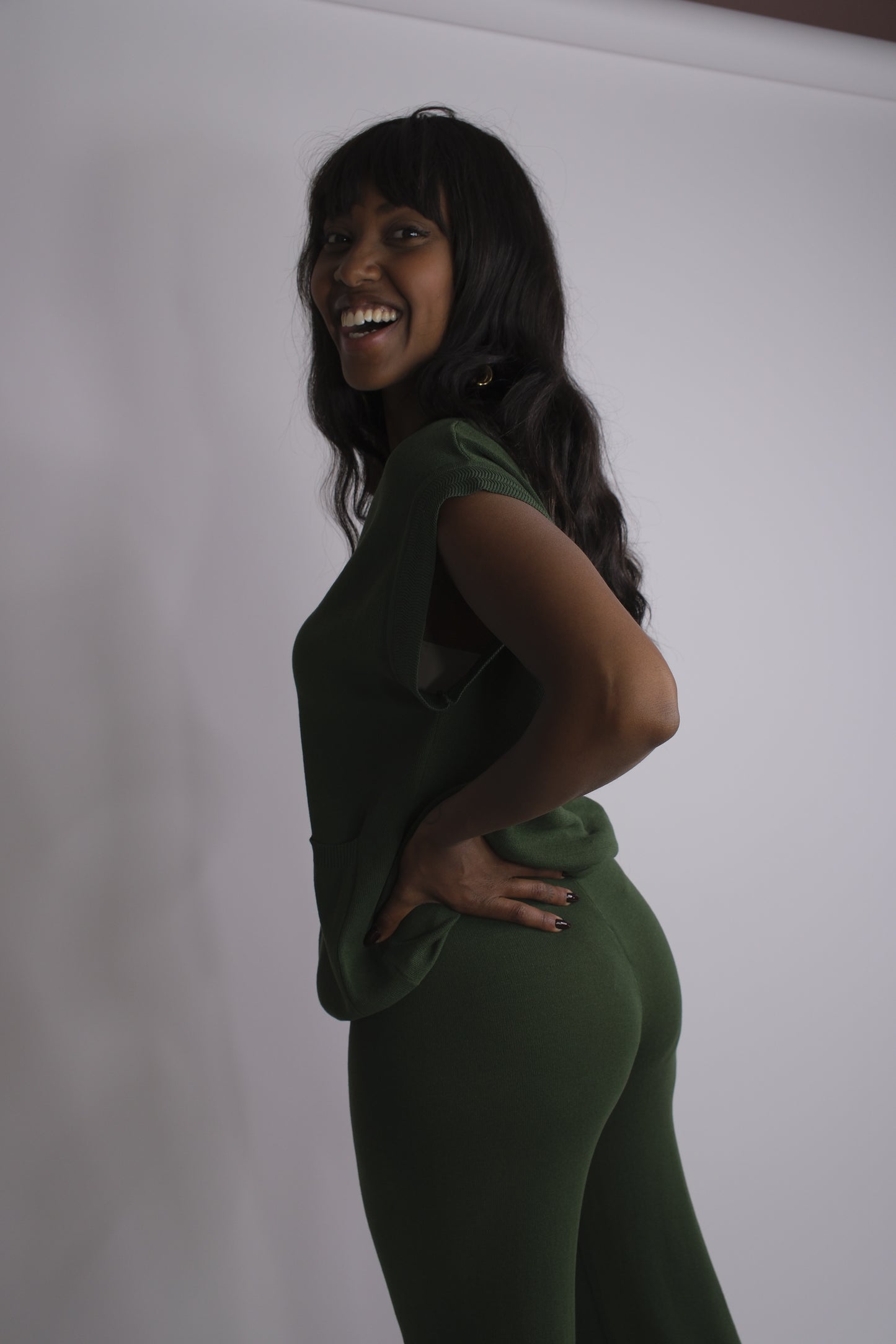 Completo pantaloni e maglia con bottoni dorati - VERDE