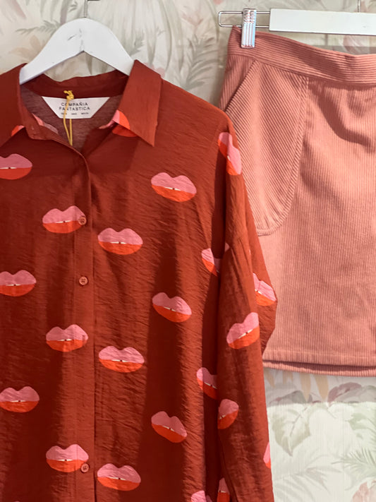 Camicia fantasia labbra - RUGGINE