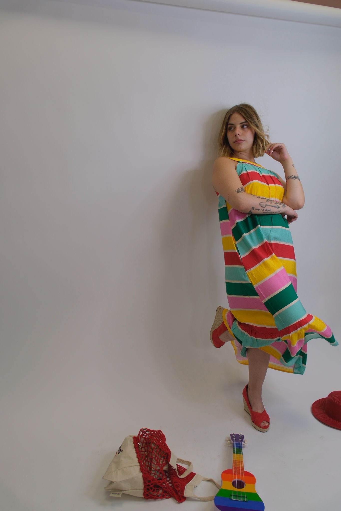 Abito lungo con allacciatura sul collo - MULTICOLOR