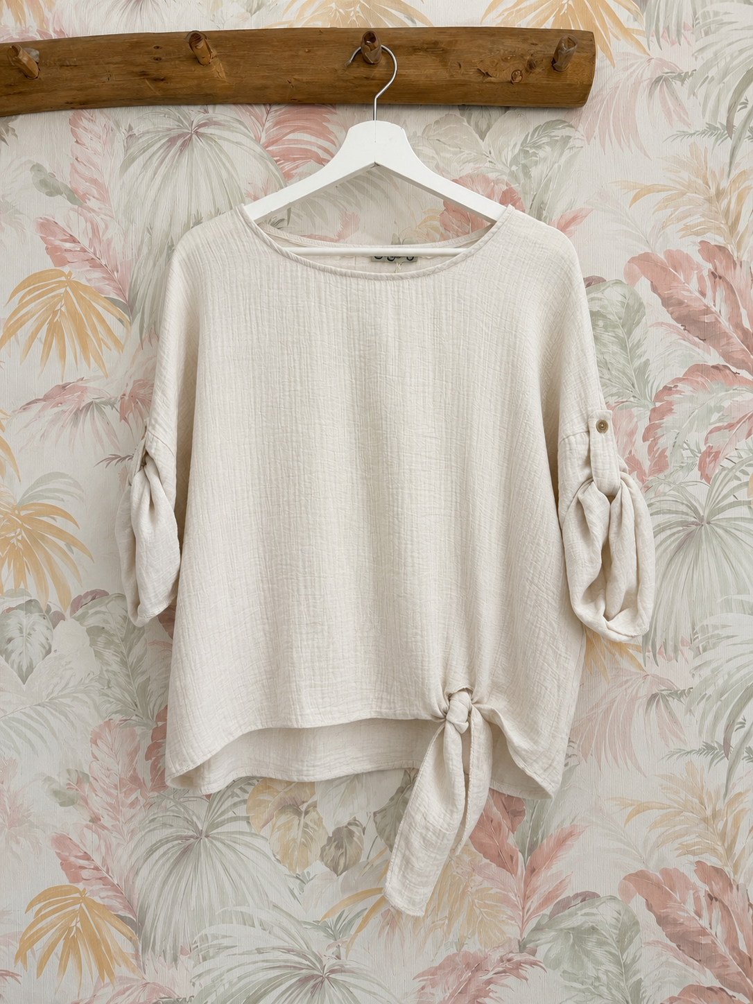 Blusa con nodo - BEIGE