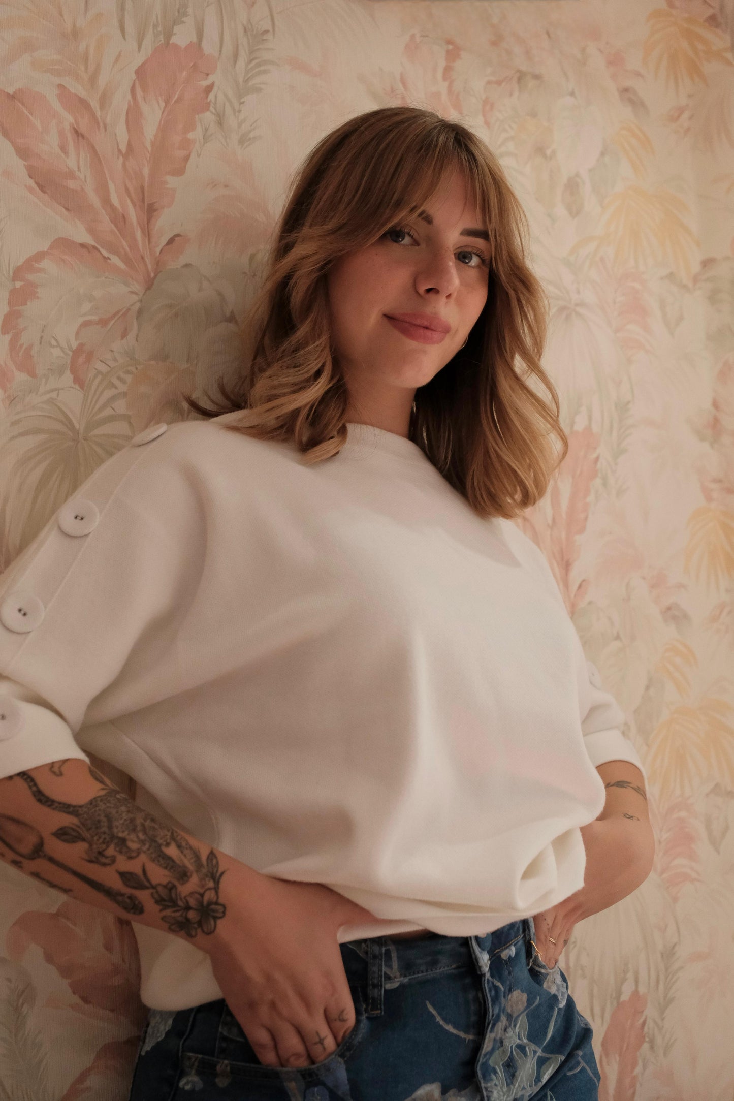 Maglia con bottoni laterali - BIANCO