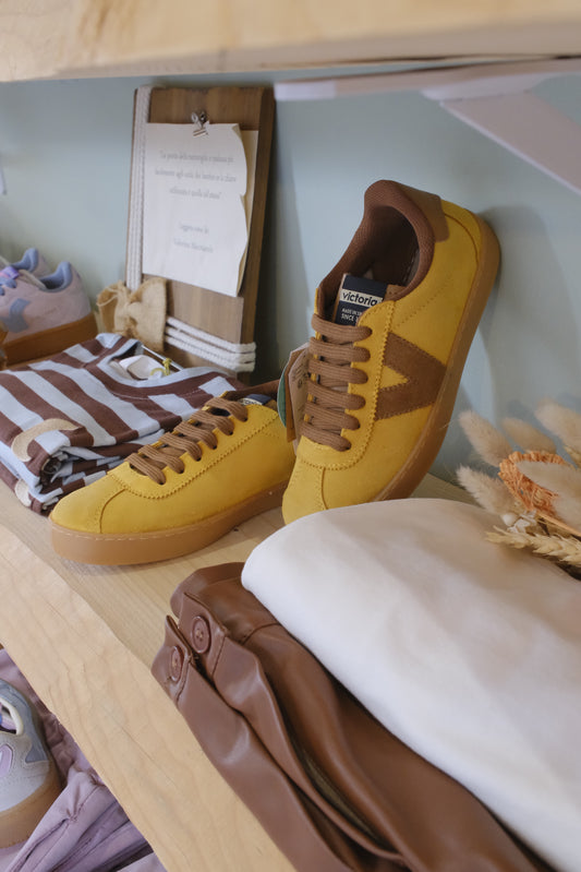 Sneakers basse in camoscio - SENAPE