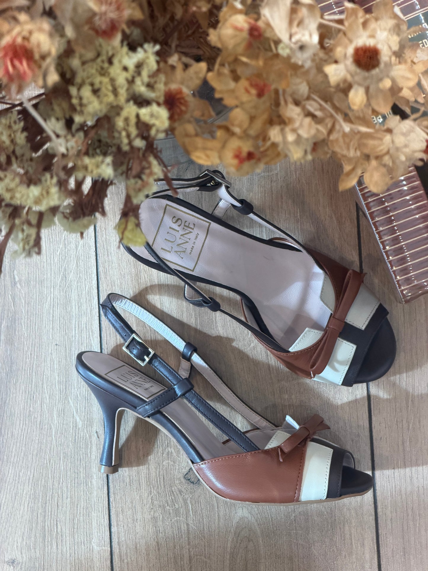 Sandalo modello chanel con fiocchetto - CUOIO