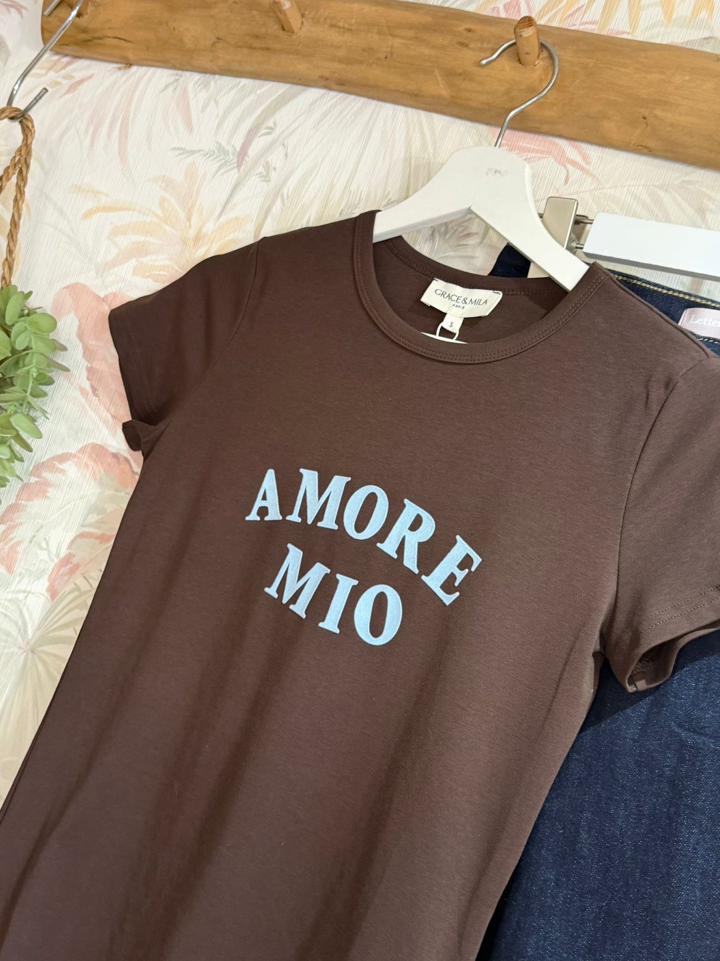 T-shirt stampa Amore Mio - MARRONE